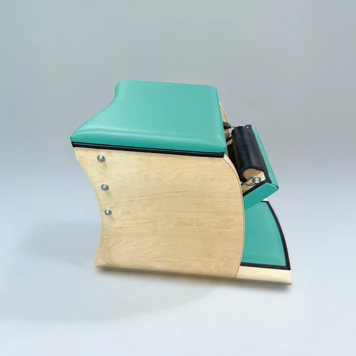 Limited Edition: Sari Wunda Chair